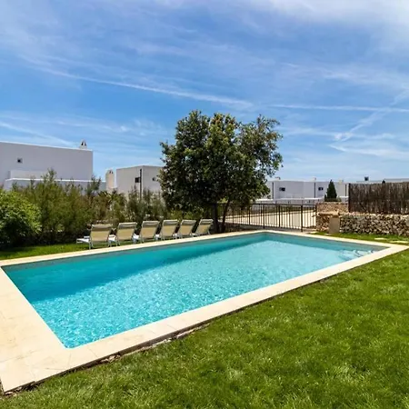 Conguitos Villa *